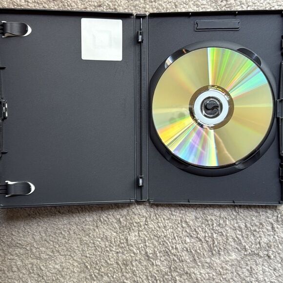 “My Best Friend's Girl” DVD! - Picture 5 of 6